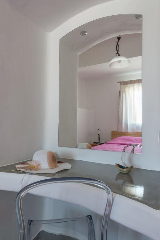 Aspronisi Luxury Villa With Caldera View Megalochori  Cameră foto